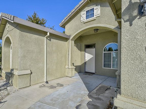 2nd image of 556 Anna Dr