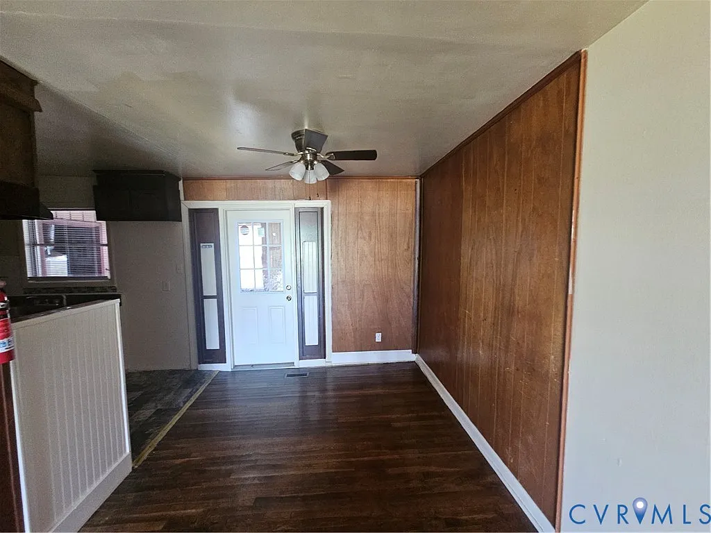 3 bed, 1.5 bath, 1008 sqft, $1,250 — Photo 3
