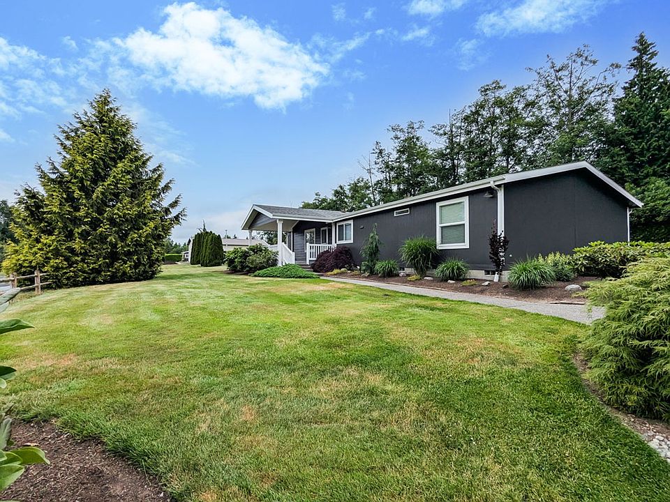 1st image of 27925 44th Ave NW #B