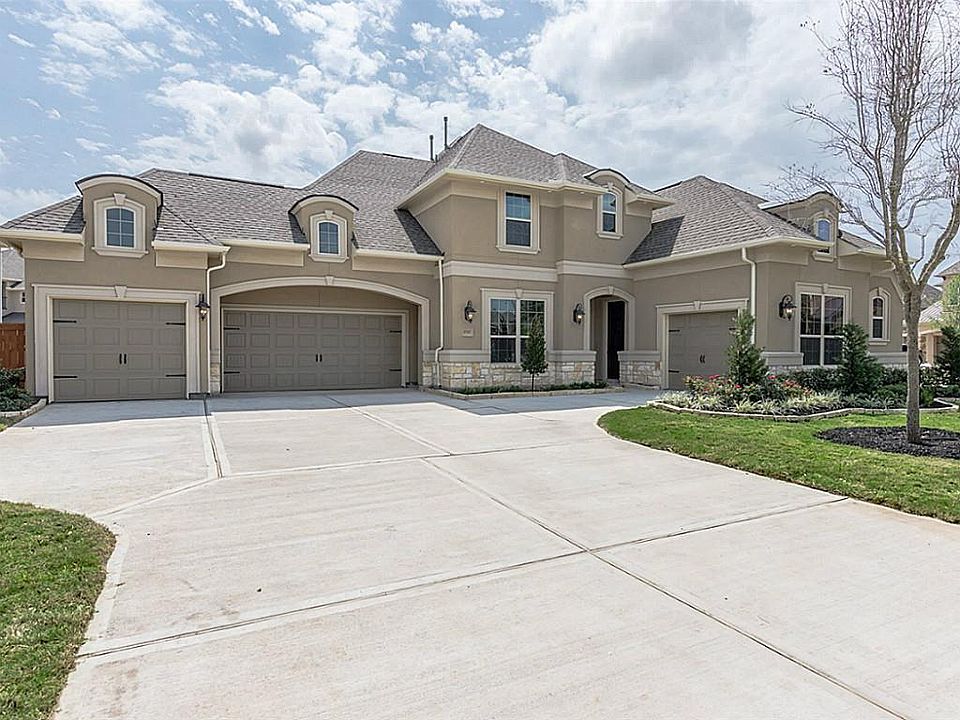 1st image of 17327 Kilmahew Pl