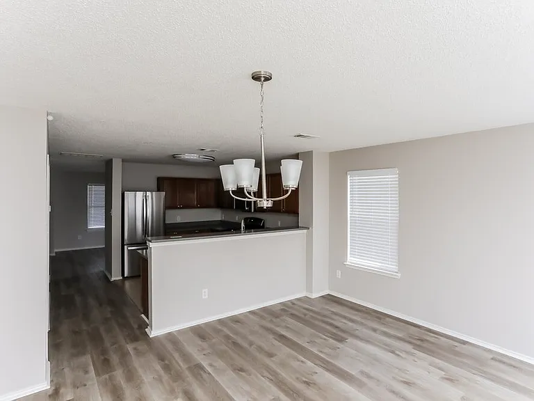 2036 Silverado Dr — Photo 8