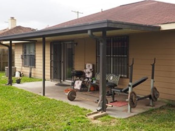 3rd image of 341 Jeffer Dr.