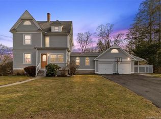 38 Johnson St, Newington, CT 06111