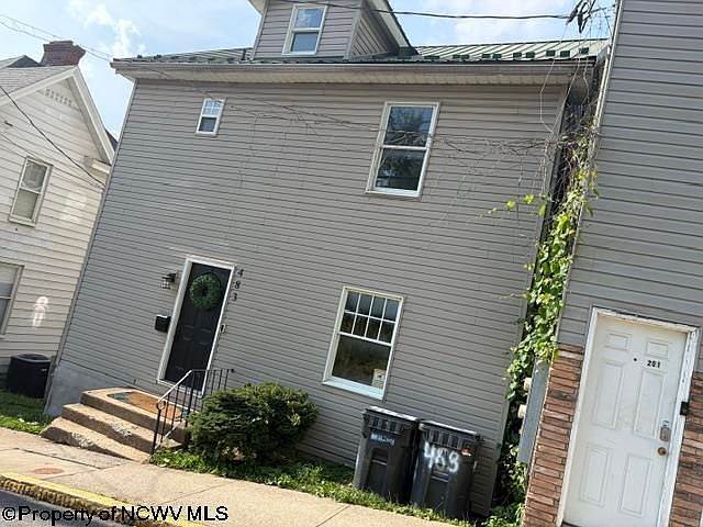 1st image of 483 Dallas St