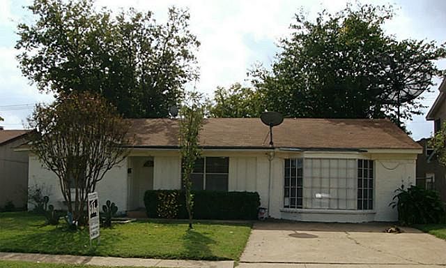 1st image of 4406 Princeton Dr