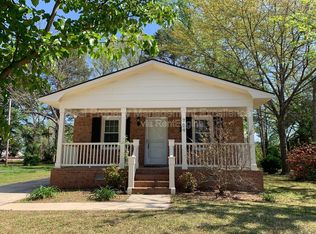 709 S Webb St, Selma, NC 27576