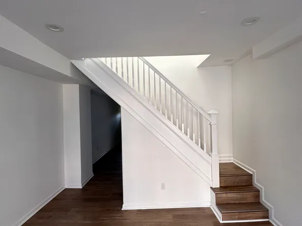 1911 Division St, Baltimore, MD 21217