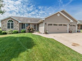 4315 Windemere Way, Marion, IA 52302