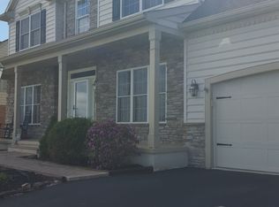 1205 Dawn Ave, Ephrata, PA 17522