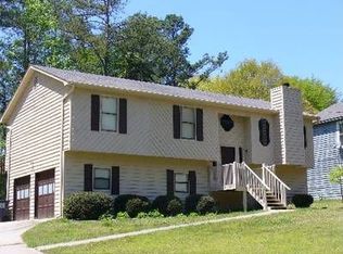 1621 Sky Crest Dr, Lithia Springs, GA 30122