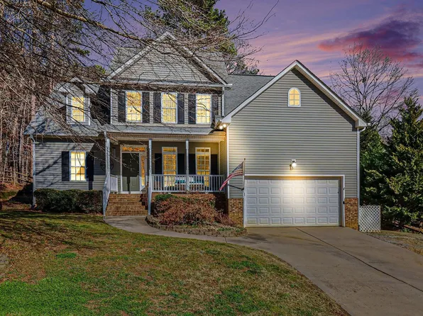 425 Ruth Cir, Fuquay Varina, NC 27526