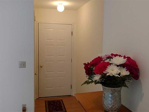 2nd image of 267 W Cedar St APT 6B