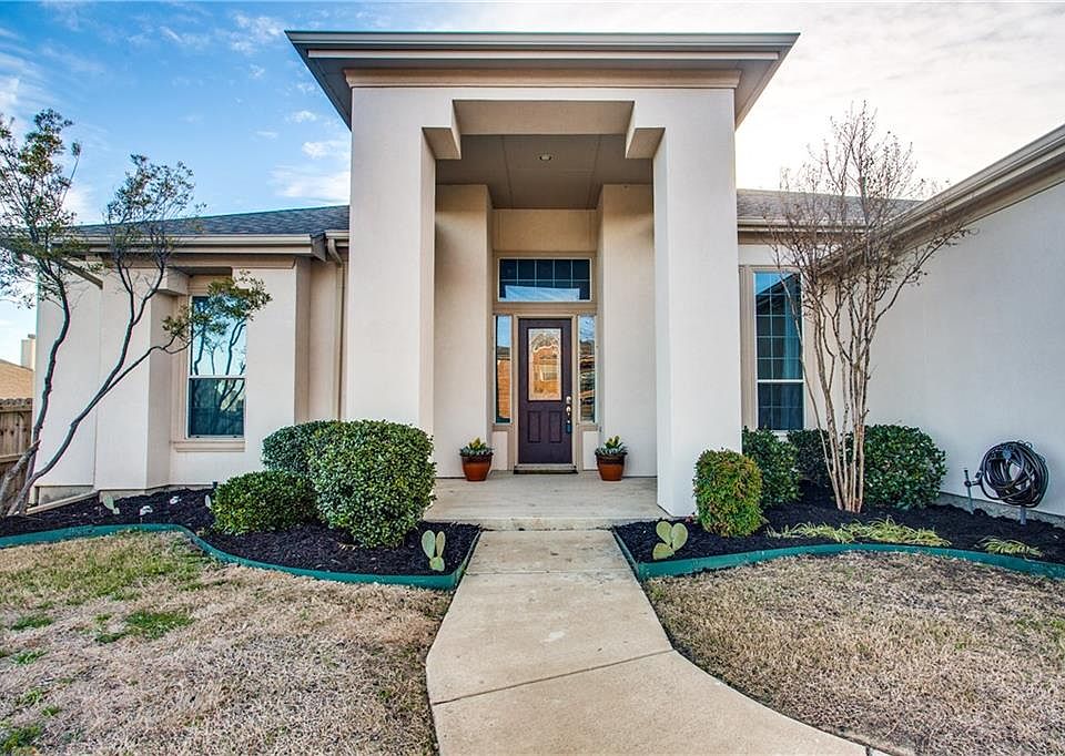 1st image of 8924 Lake Rock Ct