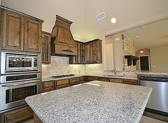 3rd image of 5408 Rowlett Creek Way