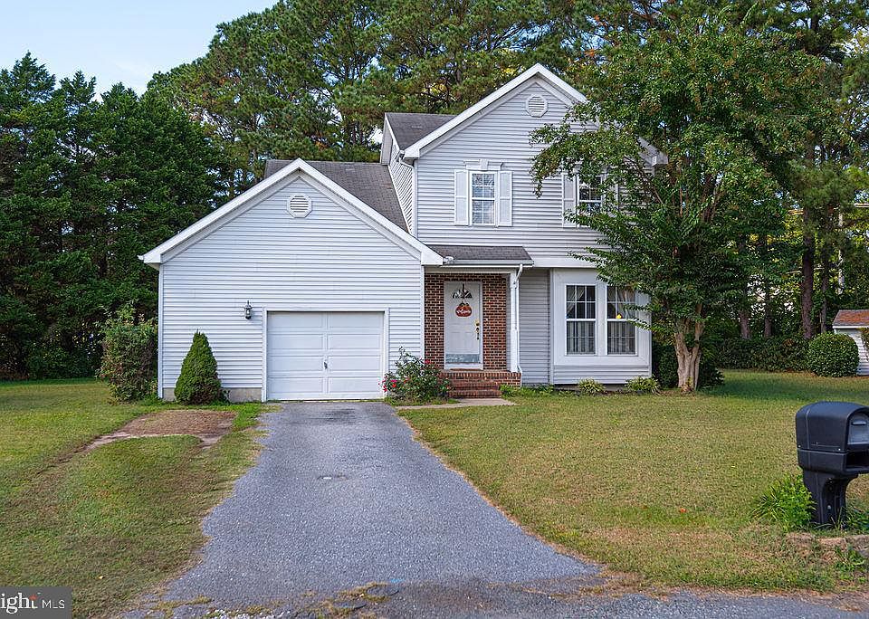 1st image of 600 Upland Ct
