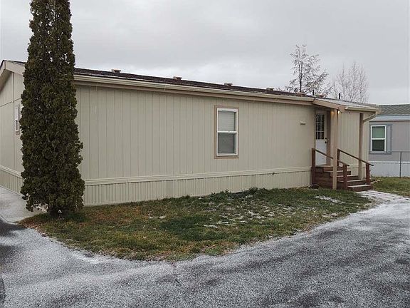 2nd image of 260 NW Golden Hills Dr Space 48