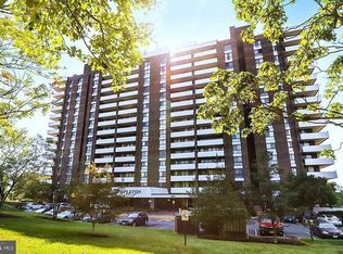 250 S Reynolds St APT 206, Alexandria, VA