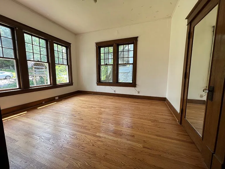 1712 Linden Ave #2 — Photo 12