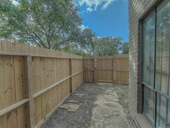 5th image of 8511 Wilcrest Dr