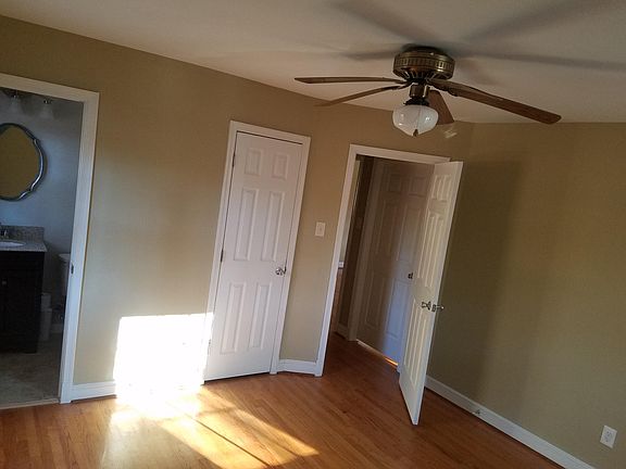 4th image of 4310 Wraywood Ave