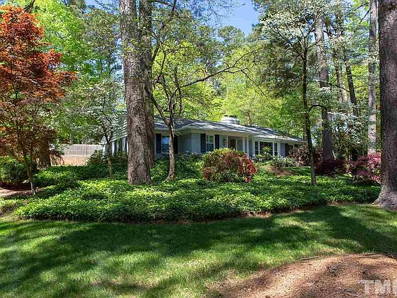 2nd image of 2618 Augusta Dr