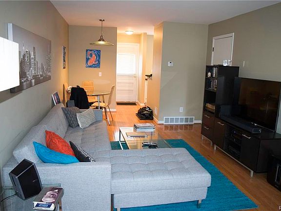 5th image of 323 W Lincoln Ave #1