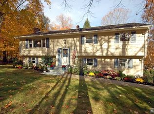 837 Ramapo Valley Rd, Oakland, NJ 07436