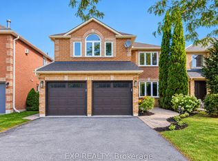 779 McLaren St, Newmarket, ON L3Y8H3