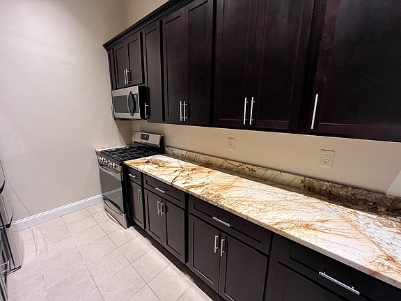 3rd image of 4024 Liberty Ave #2