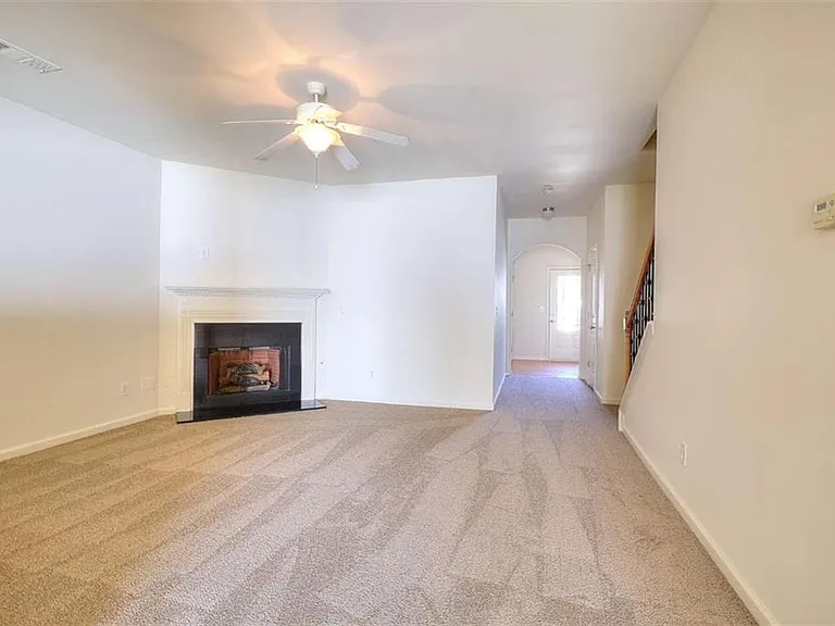 2658 Avanti Way — Photo 8