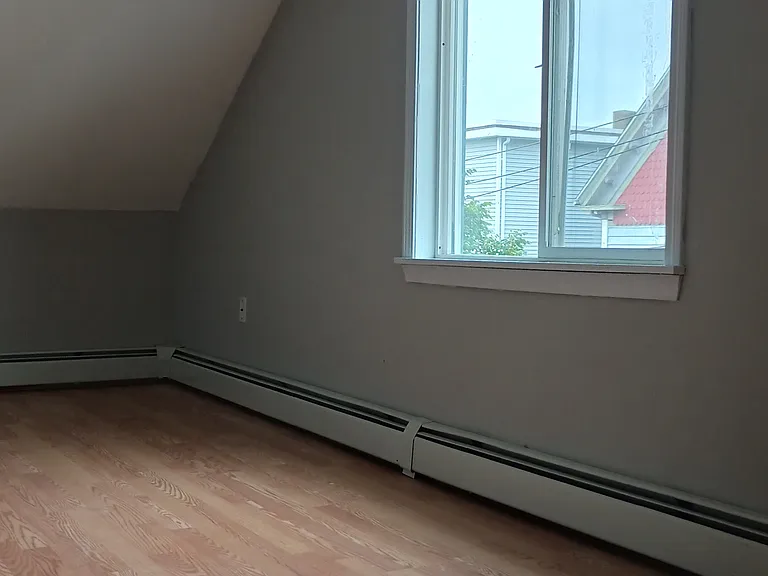 49 America St #3 — Photo 7