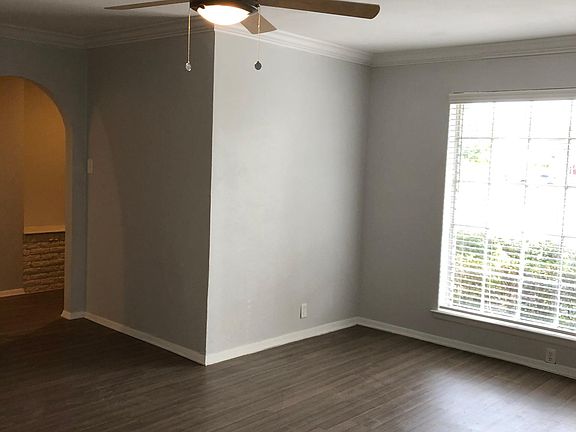 5th image of 400 W Cheryl Ave