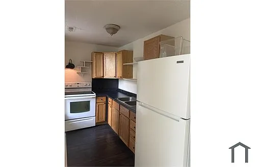 1324 Academy Ave Photo 1