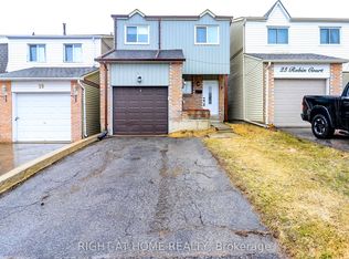 21 Robin Ct, Barrie, ON L4M5L9