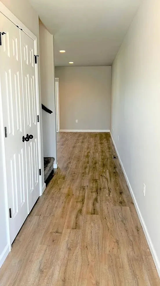 4 bed, 3.5 bath, 2201 sqft, $2,350 — Photo 3