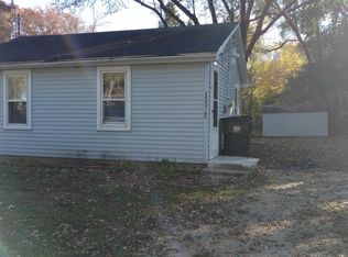 26057 W Lake Ave, Antioch, IL 60002