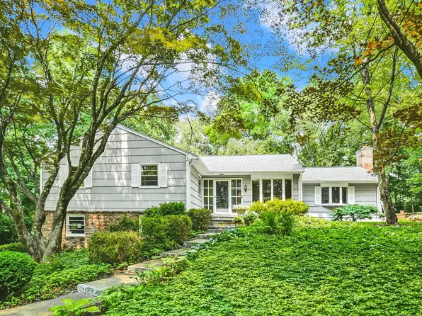 261 Chestnut Hill Road, Norwalk, CT 06851