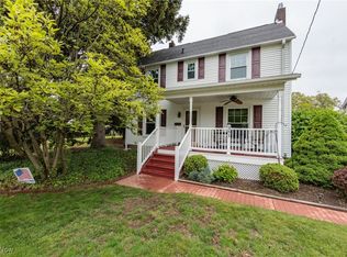 381 Glen Park Dr, Bay Village, OH