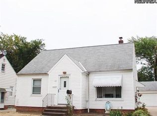 1177 Belrose Rd, Mayfield Heights, OH 44124