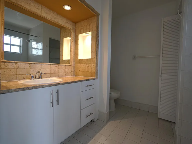 18011 SW 139th Ct — Photo 19