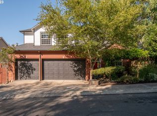 9671 NW Randall Ln, Portland, OR 97229