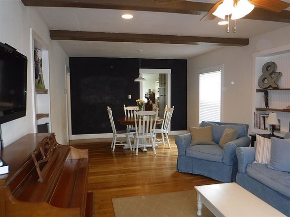 3rd image of 102 N Washington Ave