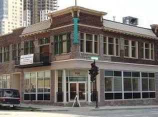 747 E State St APT 2D, Milwaukee, WI 53202