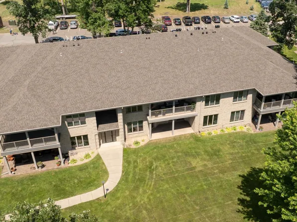 502 W Lake Dr APT 102, Detroit Lakes, MN 56501