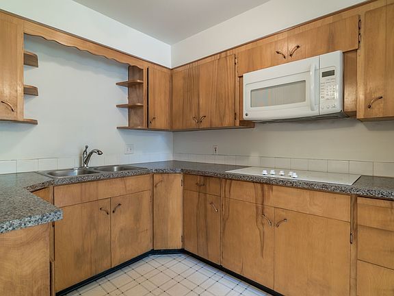 4th image of 1162 SE Walnut St #515