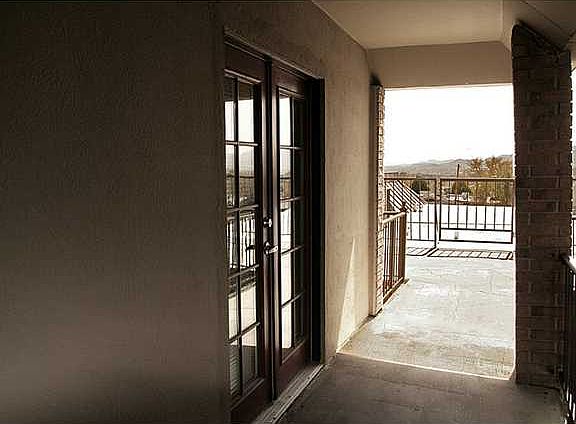 3rd image of 4433 N Stanton St APT 502