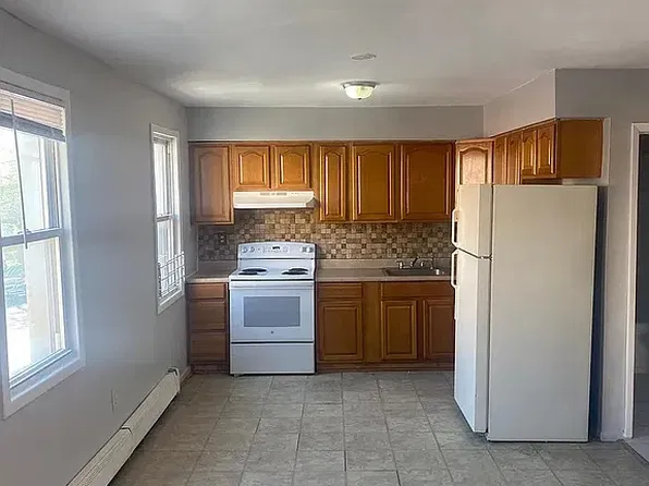 64 3rd St, Elizabethport, NJ