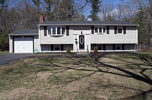 1st image of 402 Woodland Dr