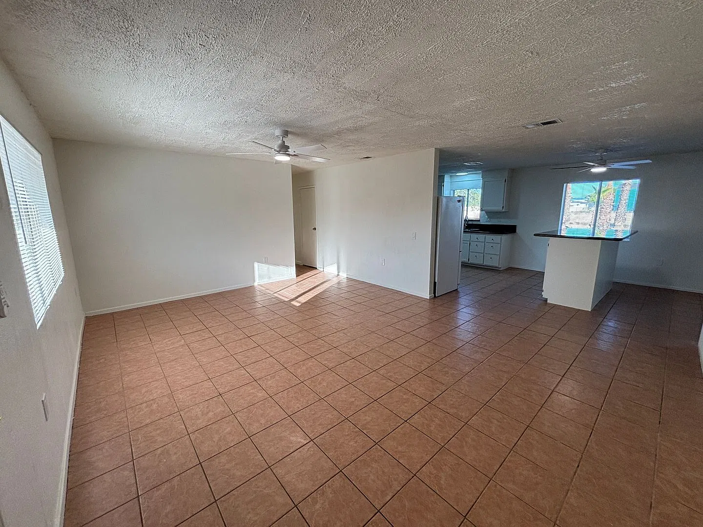 4 bed, 2.0 bath, $3,000 — Photo 3
