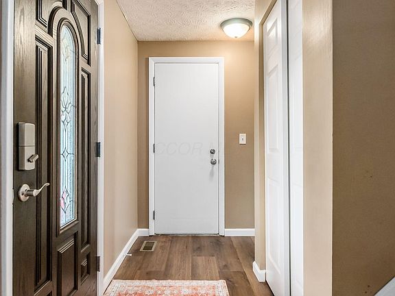 5th image of 8138 Maugham Dr